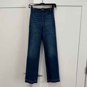 Lysse - NWOT - Dark Blue Straight Leg stretch Jeans - XS